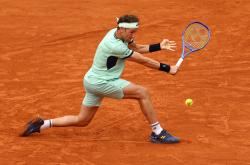 lol高校认证-温网翻盘ATP总决赛，鲁德状态火热