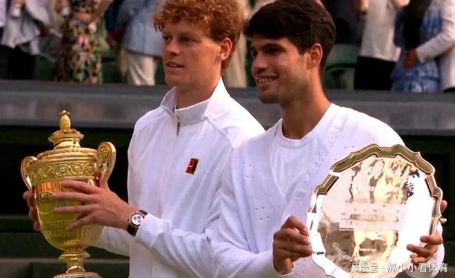 温网鏖战拉沃尔杯，辛纳扛起全队的简单介绍